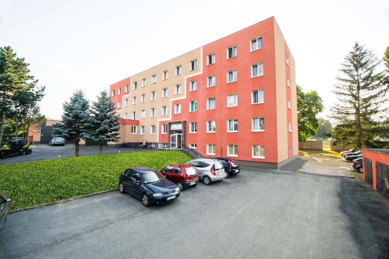 Garni Hotel Tachov Tachov  Exterior foto